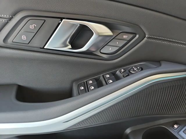 BMW 330 330e Touring xDrive