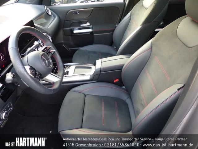 Mercedes-Benz GLA 180 AMG Line