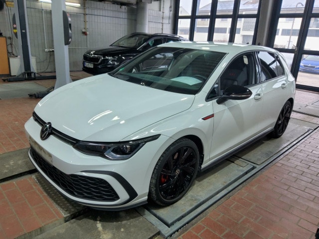 Volkswagen Golf 2.0 TSI DSG GTI IQ.Drive Style