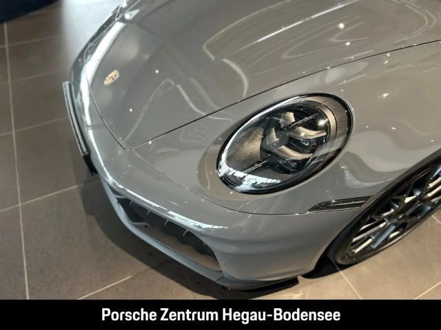 Porsche 992 Cabrio Carrera GTS