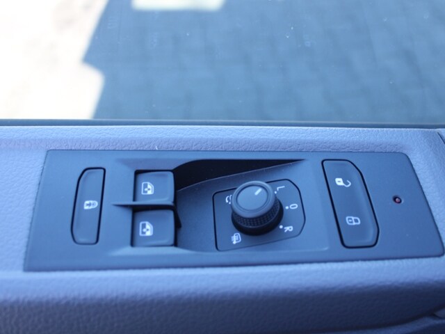 Volkswagen Caravelle 2.0 TDI DSG T6