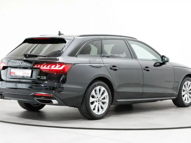 Audi A4 45 TFSI Quattro S-Tronic
