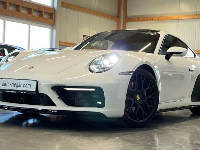 Porsche 992 4S Carrera Coupé