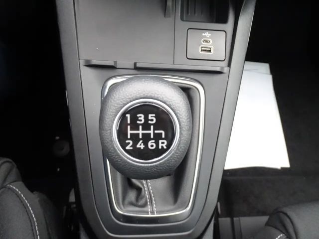 Ford Puma EcoBoost Titanium