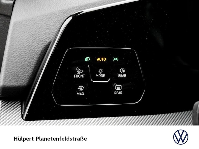 Volkswagen Golf DSG R-Line