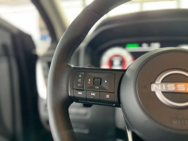 Nissan Qashqai 1.3 Connecta LED+KEYLESS+360°+ACC+VC.