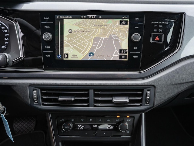 Volkswagen Polo 1.0 TSI DSG Highline