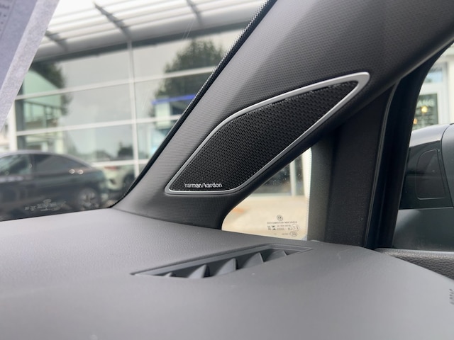 Volkswagen Golf Akra AHK Pano Harman Kardon