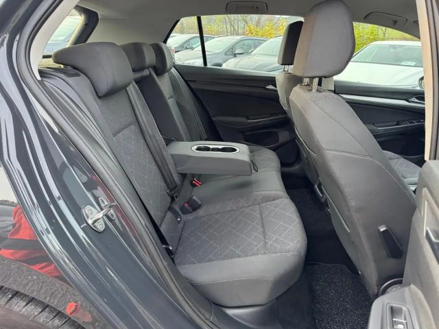 Volkswagen Golf DSG Golf VIII Life