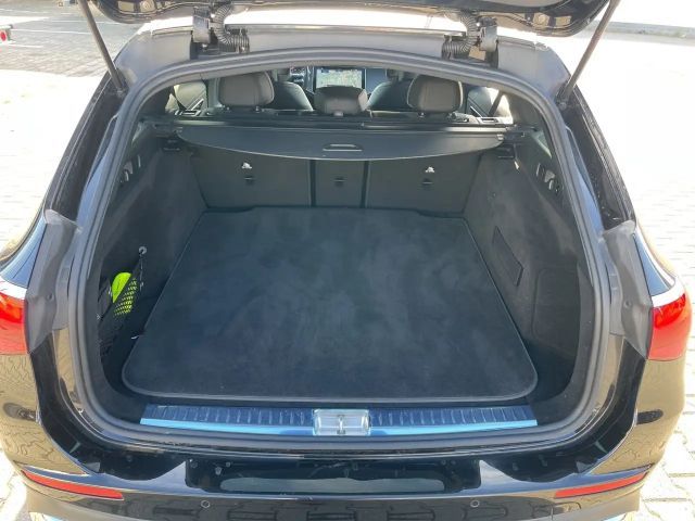 Mercedes-Benz E 220 AMG Line E 220 d Estate