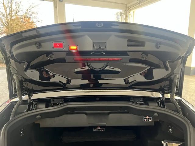 Mercedes-Benz E 200 AMG Line Cabriolet