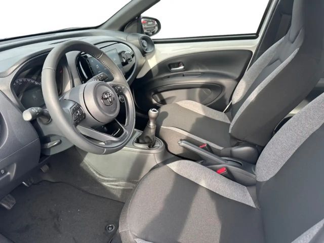 Toyota Aygo X Hatchback Play X-play