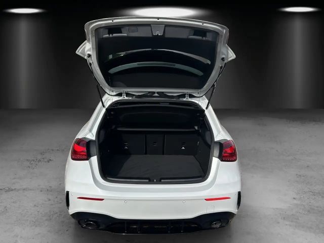 Mercedes-Benz A 35 AMG AMG Line