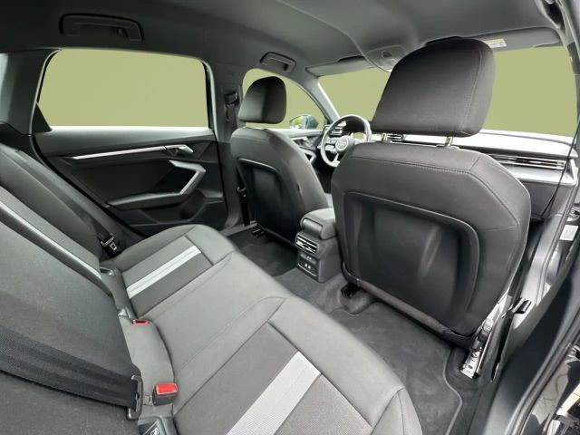 Audi A3 35 TFSI Sedan
