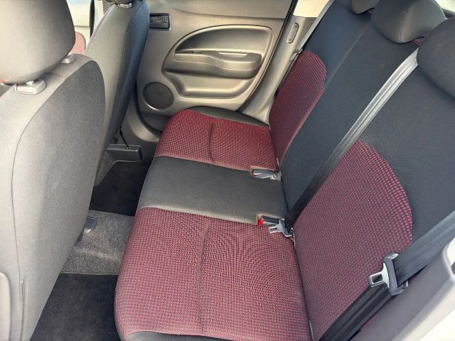 Mitsubishi Space Star Star