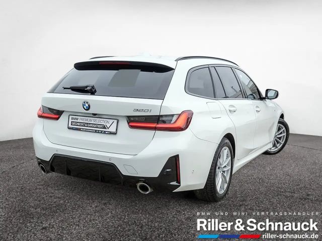 BMW 320 320i M-Sport Touring