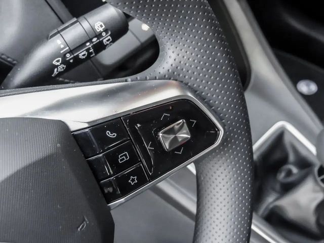 MG ZS STD ICE PDC RFK NAVI