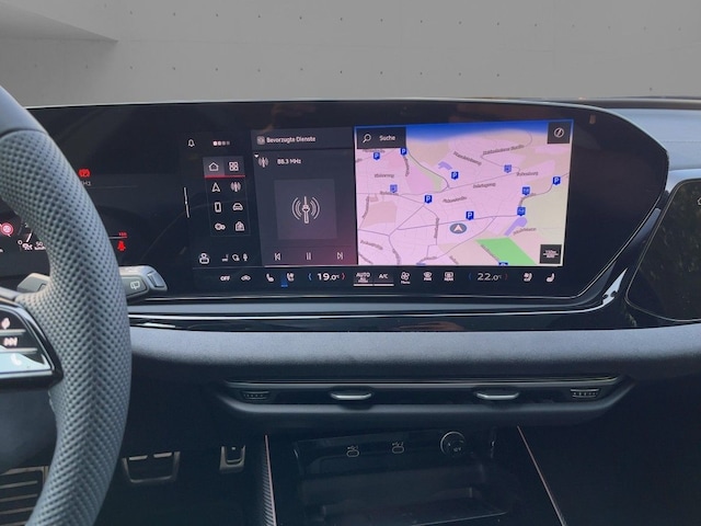 Audi A6 Avant Quattro S-Tronic