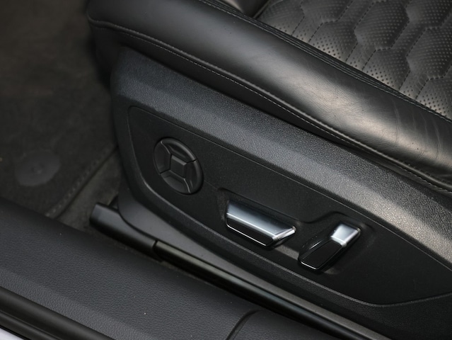 Audi RS6 Avant Quattro