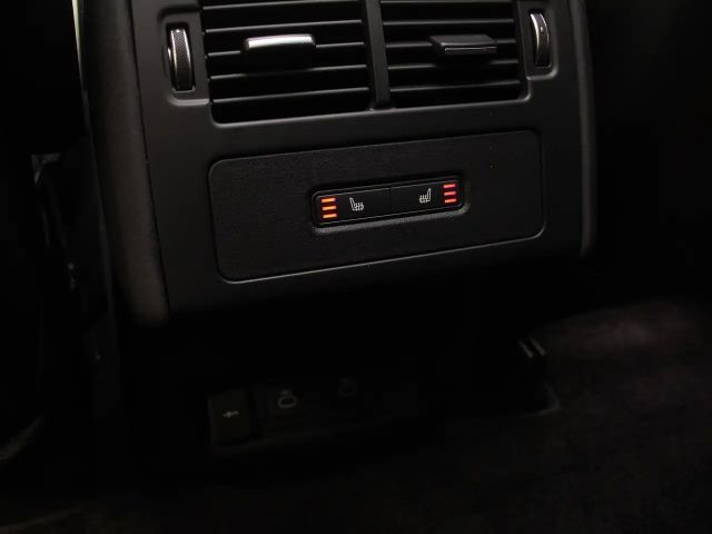 Land Rover Discovery AWD Dynamic SE