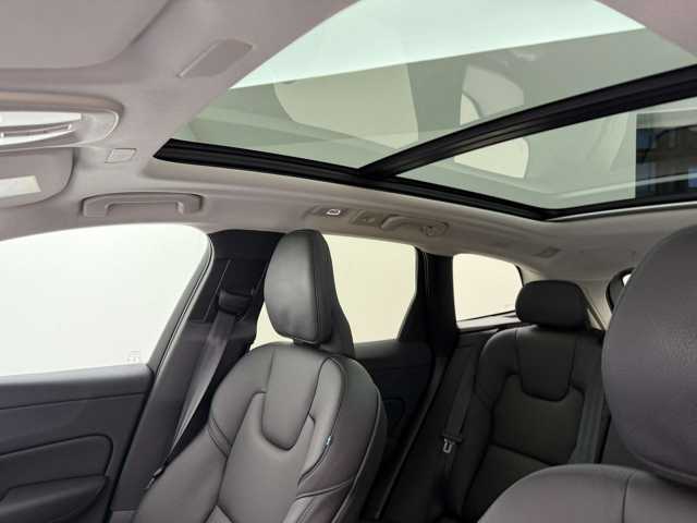 Volvo XC60 AWD Dark Plus Recharge T6