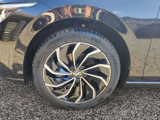 Volkswagen Golf 1.5 eTSI Golf VIII Move