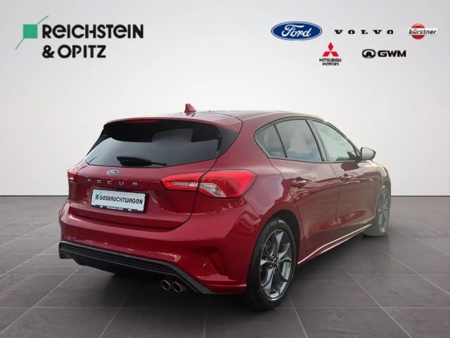 Ford Focus EcoBoost ST Line