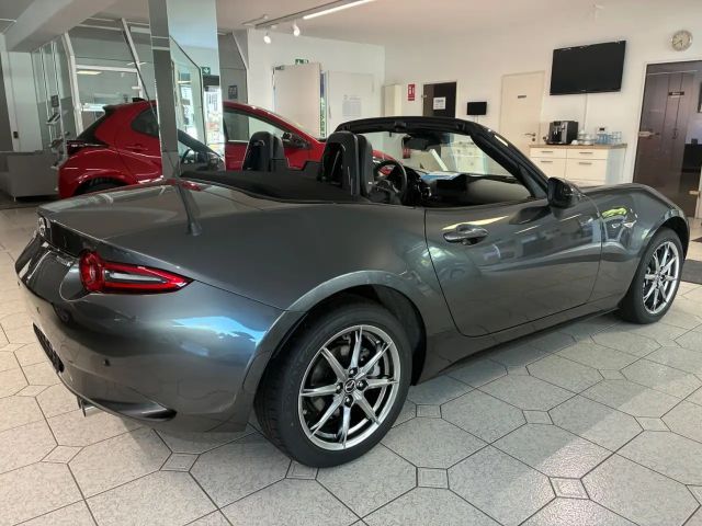 Mazda MX-5 Exclusive-line SkyActiv