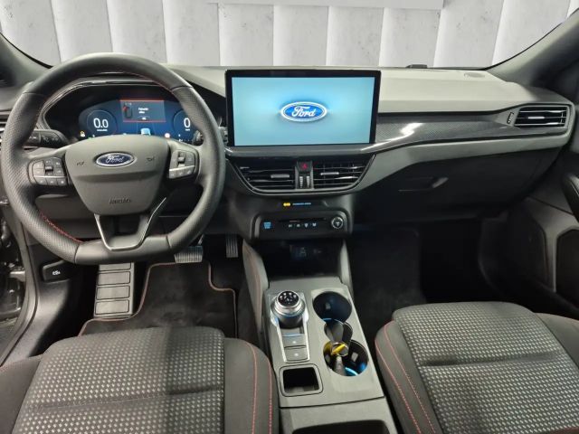 Ford Focus ST Line Wagon