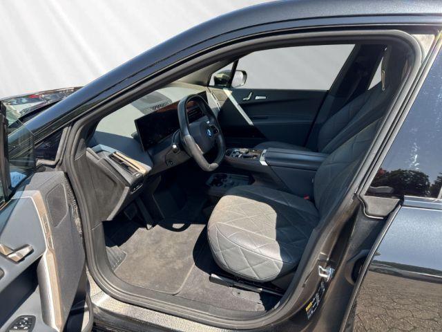 BMW iX xDrive50