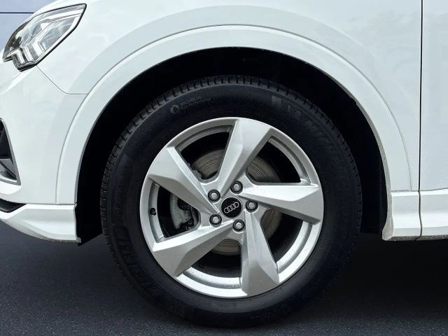 Audi Q3 35 TFSI S-Tronic
