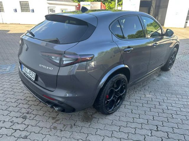 Alfa Romeo Stelvio Quadrifoglio Turbo