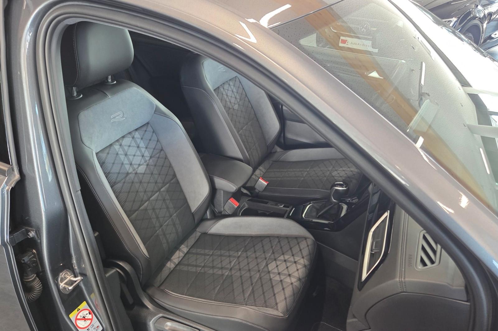 Volkswagen T-Roc 1.5 TSI DSG R-Line