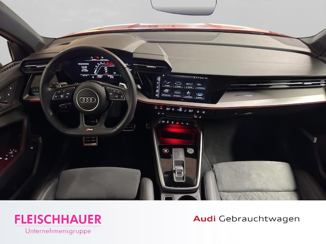 Audi RS3 Quattro S-Tronic Sedan