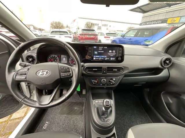 Hyundai i10 1.0