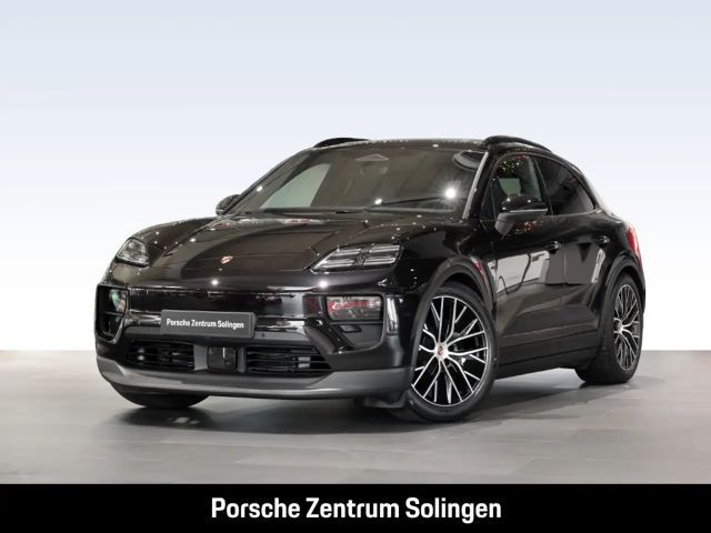 Porsche Macan 4