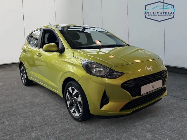 Hyundai i10 1.0 2WD Trend