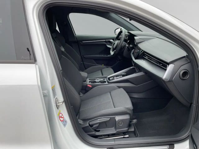 Audi A3 30 TFSI S-Tronic Sedan Sportback