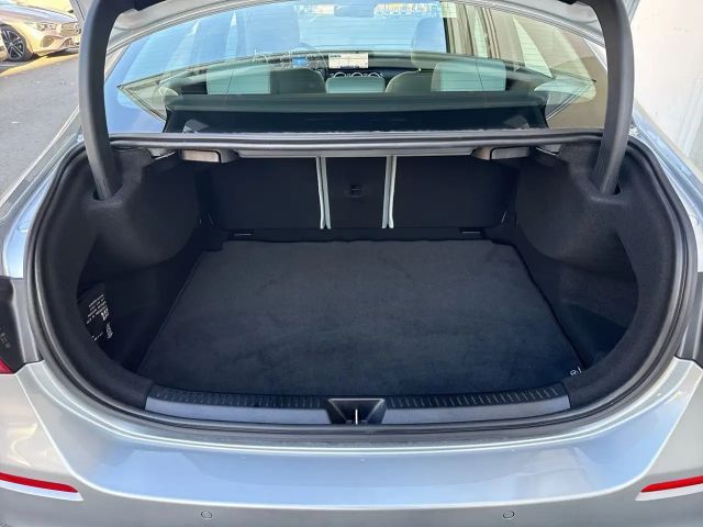 Mercedes-Benz A 180 Limousine PTS Cam Navi Wide LED SHZ