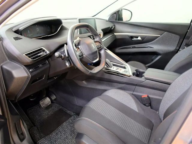 Peugeot 5008 Active Pack BlueHDi EAT8