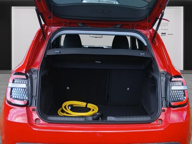 Fiat 600e 600 e 115 kW Red