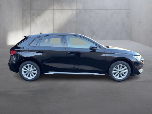 Audi A3 30 TFSI Sedan