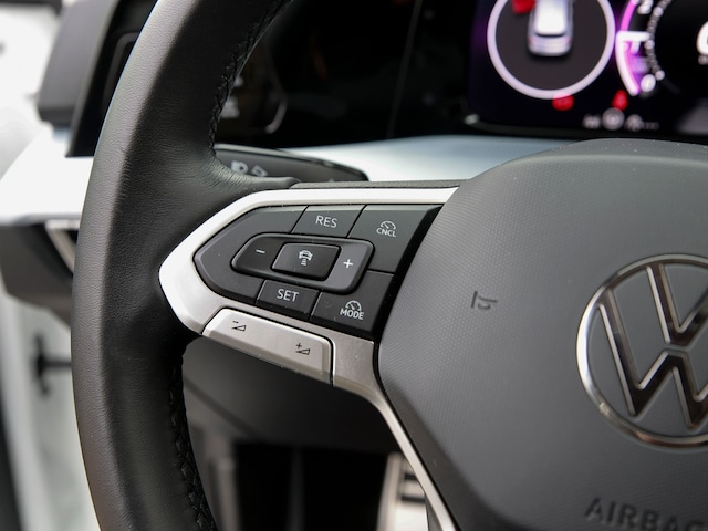 Volkswagen Golf 1.5 TSI Golf VIII