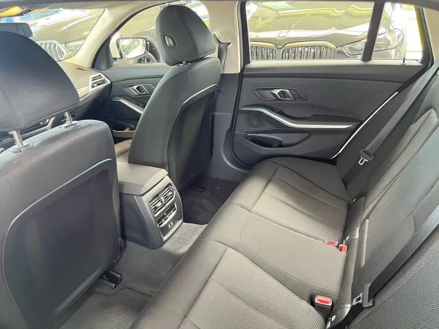 BMW 318 318i Touring