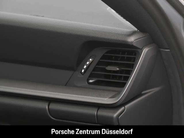 Porsche 992 Cabrio Carrera