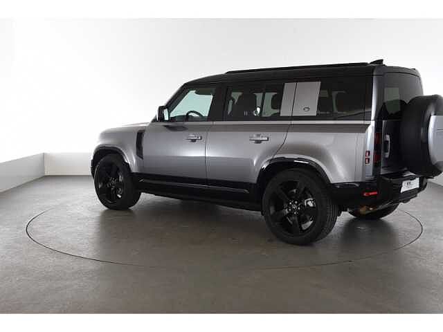 Land Rover Defender 110 Dynamic HSE