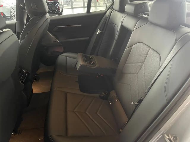 BMW 520 520i M-Sport Sedan