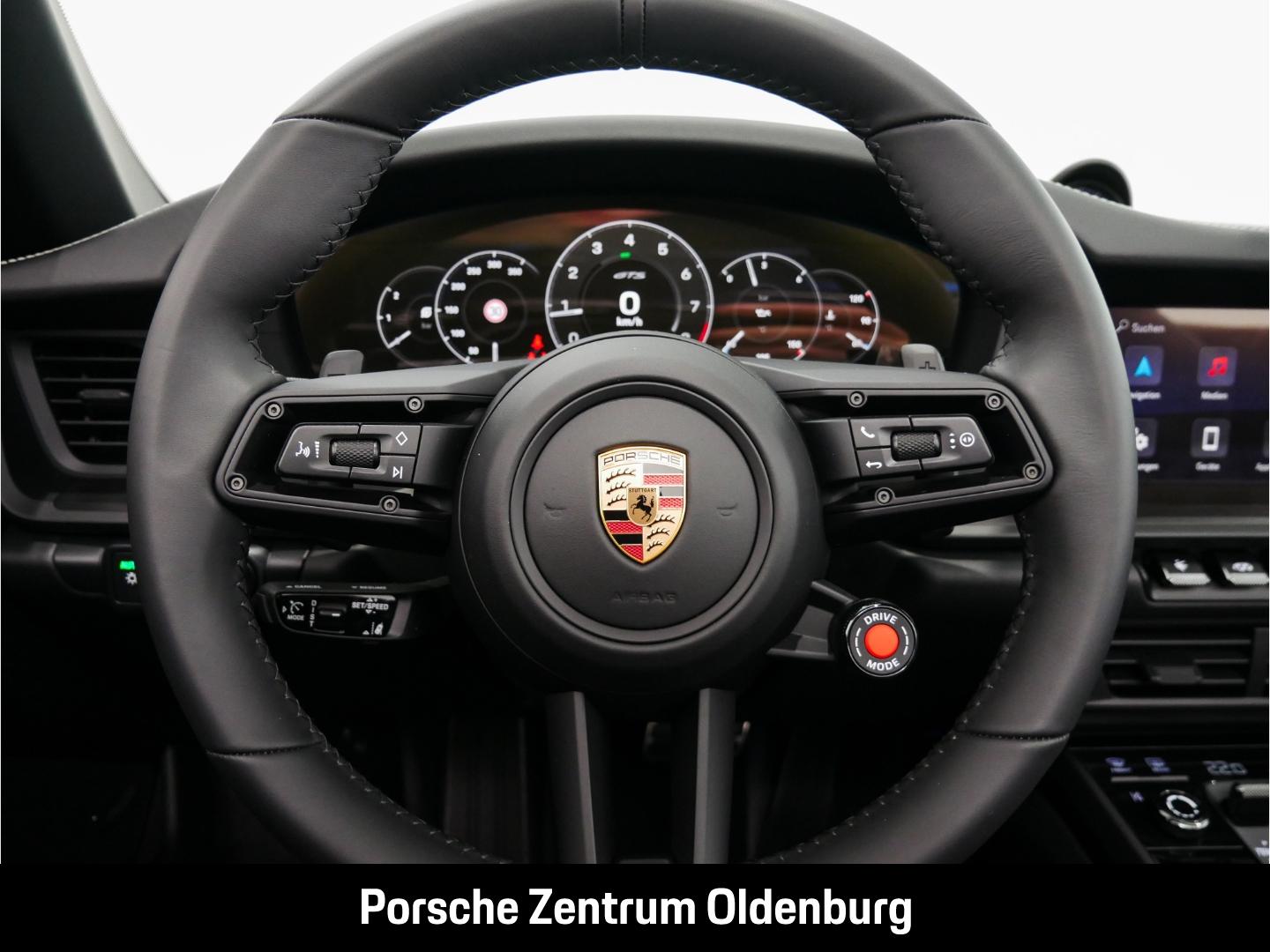 Porsche 911 992 Cabriolet Carrera GTS