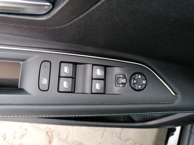 Peugeot 3008 Allure Pack EAT8 Hybrid4