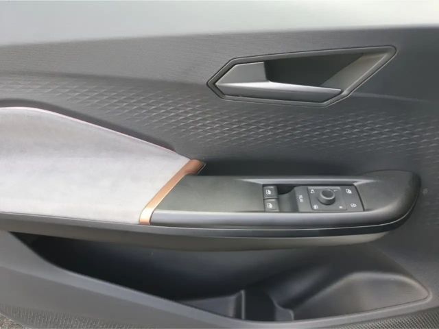 Cupra Born Navi Digitales Cockpit LED ACC Kamera Mehrzonenkli